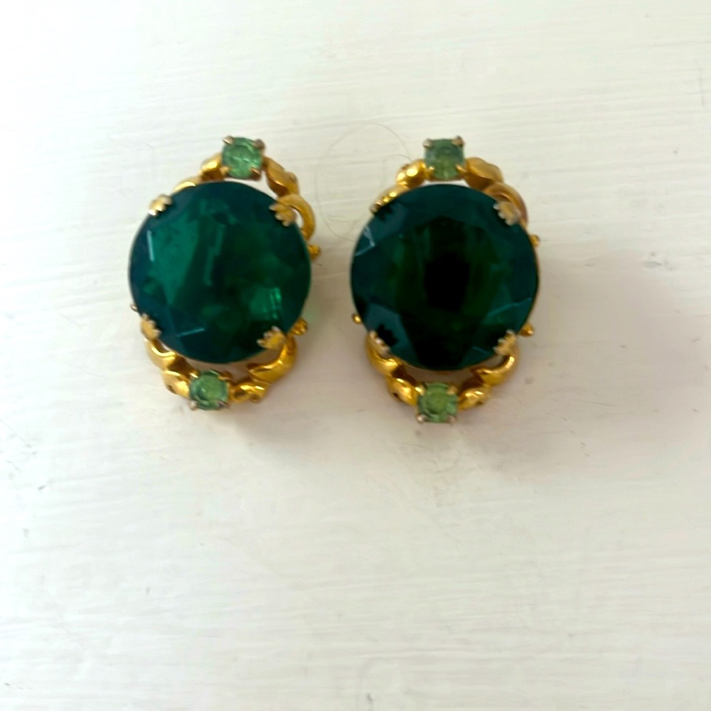 Pair of Emerald Rhinestone Earrings Vintage